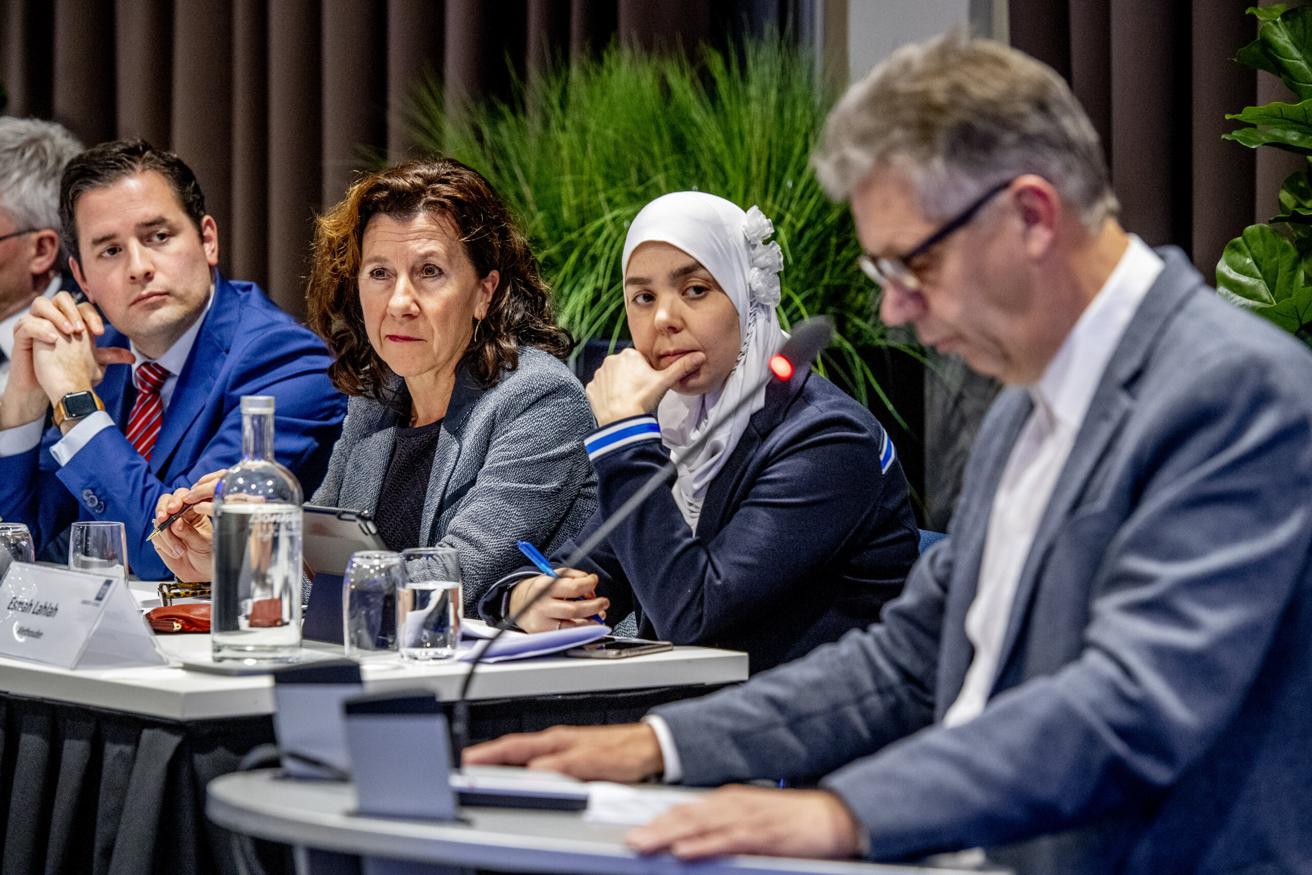 Tilburgse Wethouder Lahlah Gekozen Tot Beste Lokale Bestuurder Ebbinge